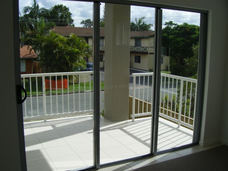 1/7 Phillip Street, Labrador QLD 4215