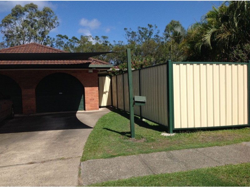 1/72 Botanical Drive, Labrador QLD 4215