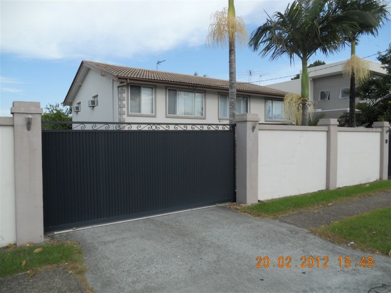 1/48 Government Road, Labrador QLD 4215