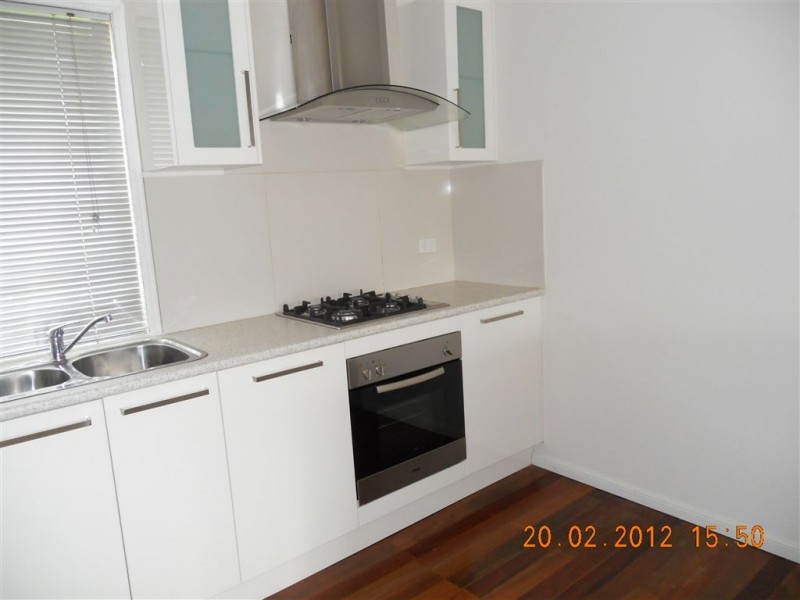 1/48 Government Road, Labrador QLD 4215