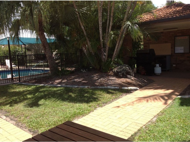 29/461 Pine Ridge Road, Runaway Bay QLD 4216