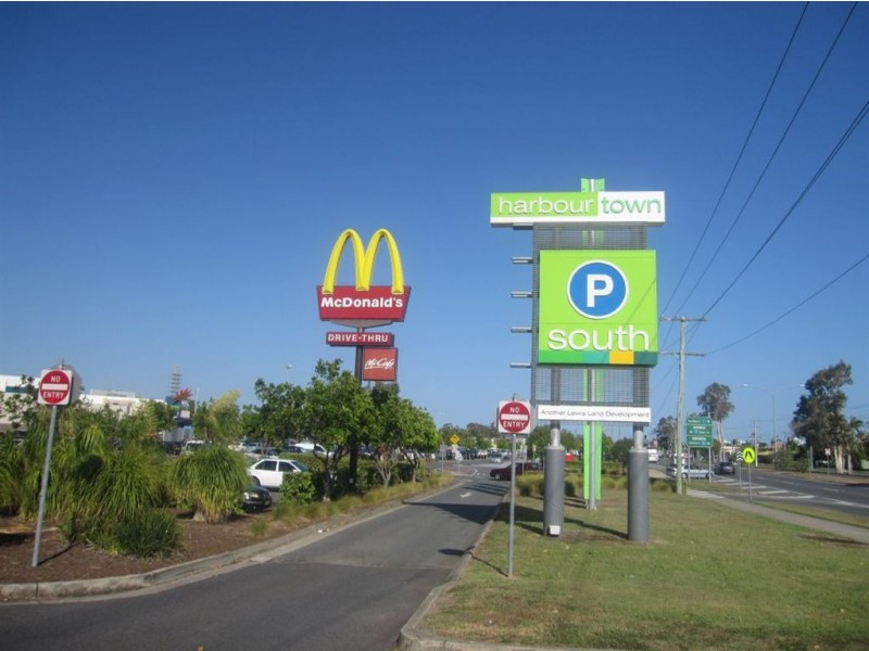 1 Gateway Drive, Biggera Waters QLD 4216