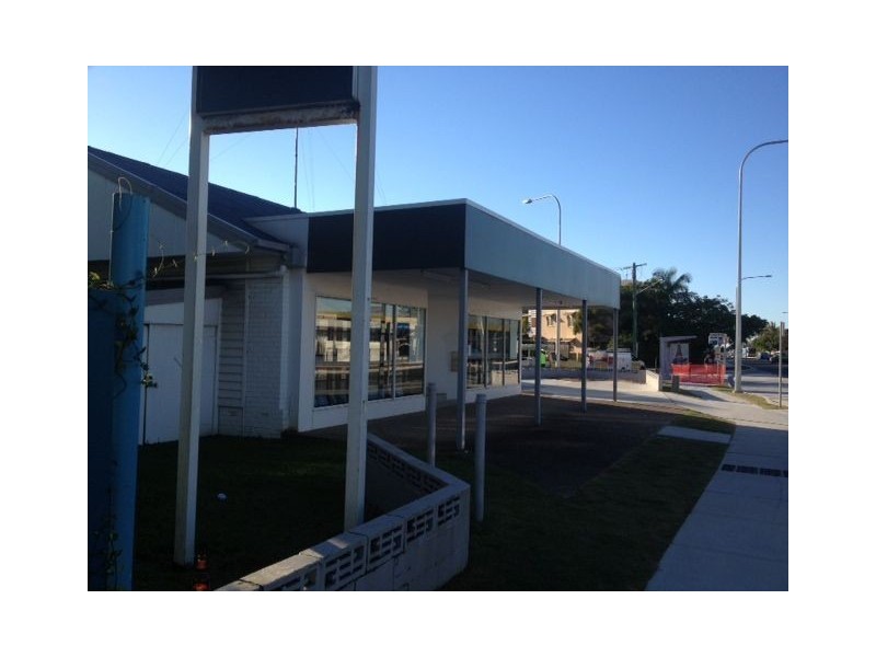 25 Brisbane Road, Labrador QLD 4215