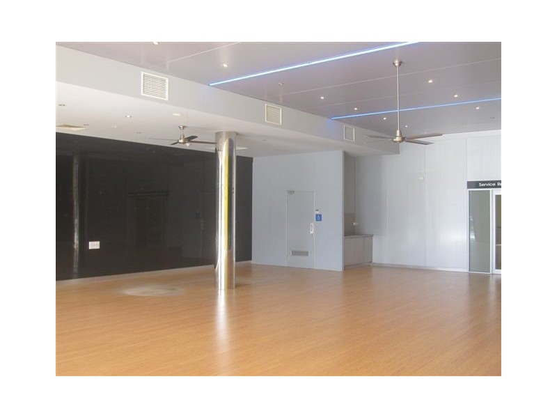 2/118 Brisbane Road, Labrador QLD 4215