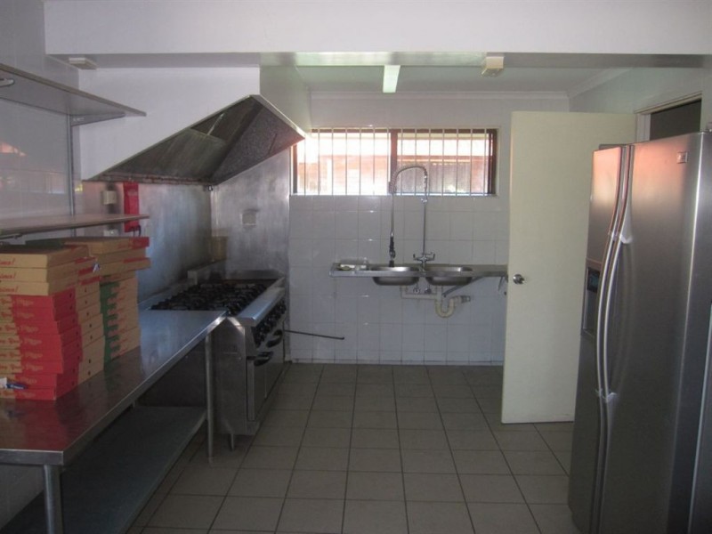 1/173 Musgrave Ave, Labrador QLD 4215