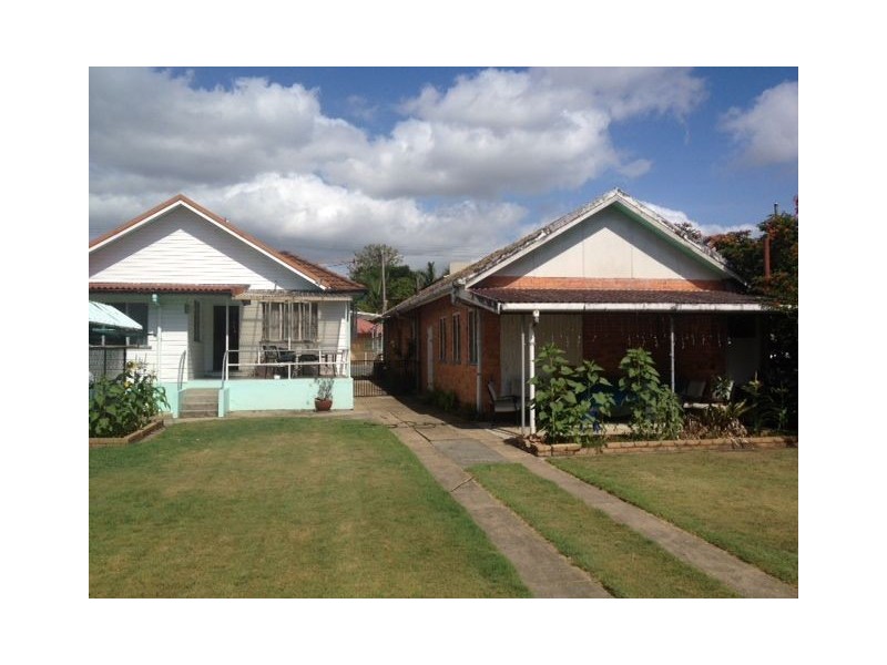 43 Lenneberg Street, Southport QLD 4215