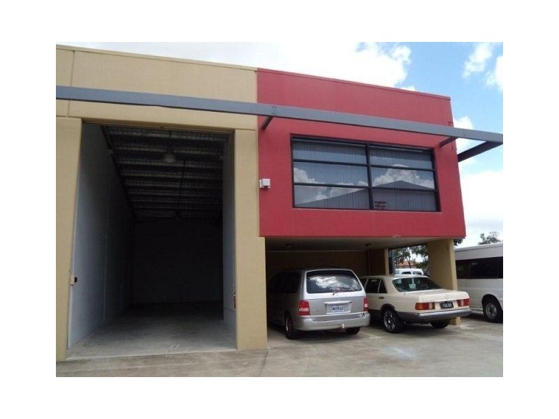 4/8 Gateway Circuit, Coomera QLD 4209