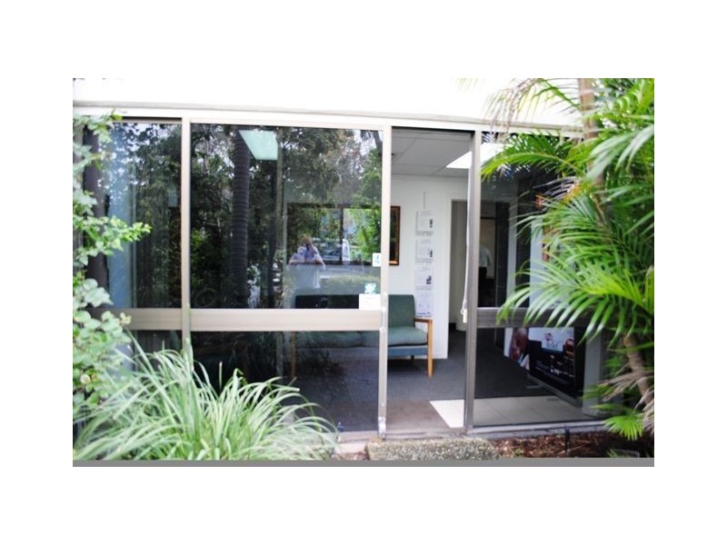 4/17 Karp Court, Bundall QLD 4217