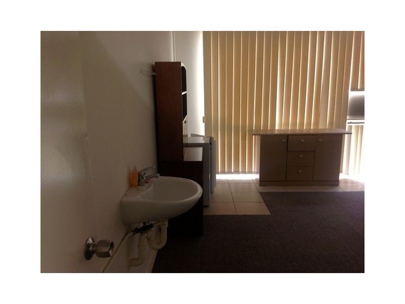 9/20 Scarborough Street, Southport QLD 4215