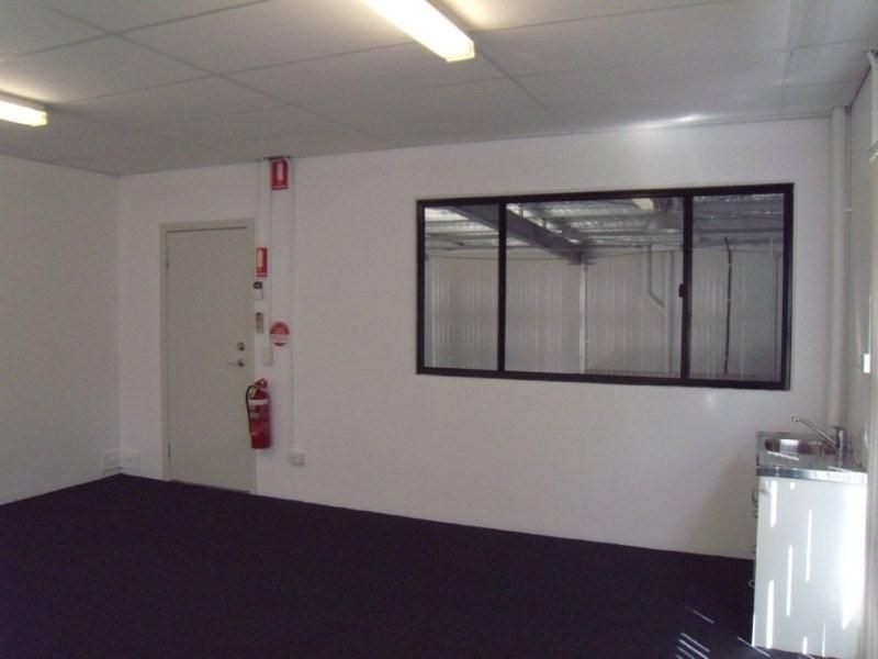 4/8 Gateway Court, Arundel QLD 4214