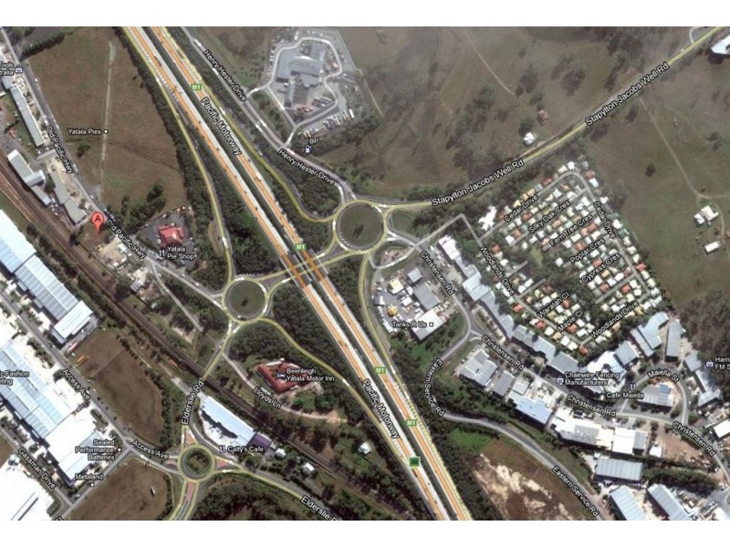 2/4 Old Pacific Highway, Yatala QLD 4207