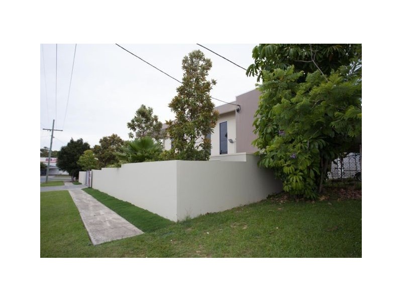 1/23 Wrights Place, Arundel QLD 4214