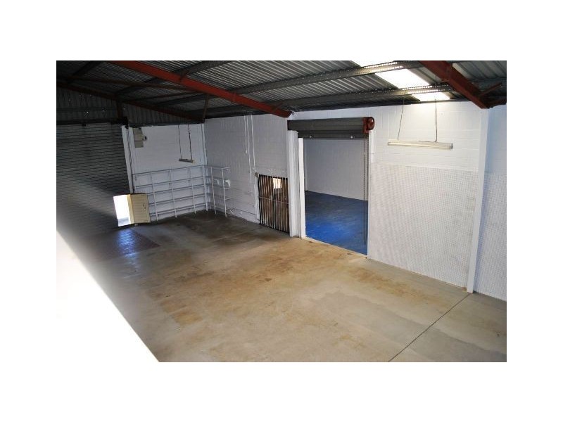 1&2/25-27 Dreamworld Parkway, Coomera QLD 4209