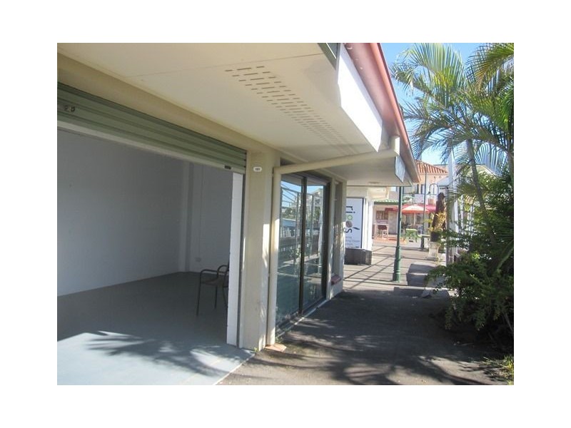 100/2 Sickle Avenue, Hope Island QLD 4212