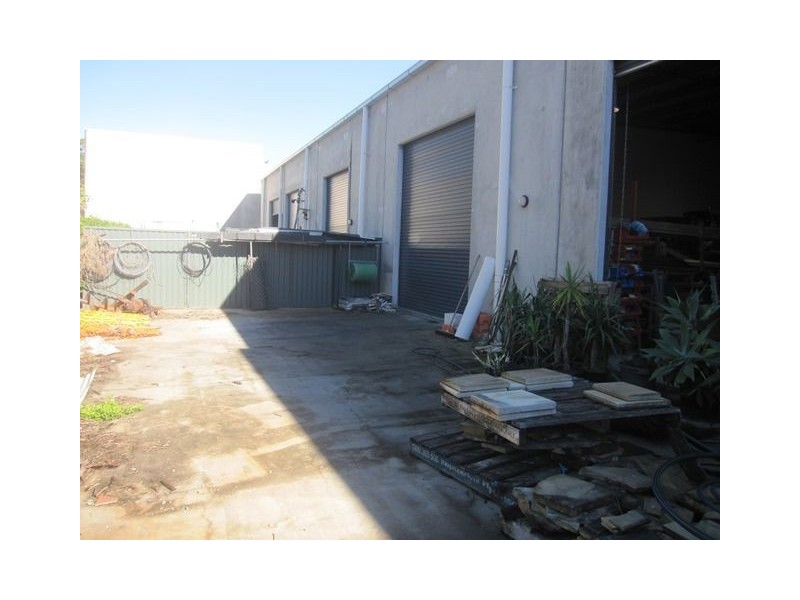 8/23 Activity Crescent, Molendinar QLD 4214