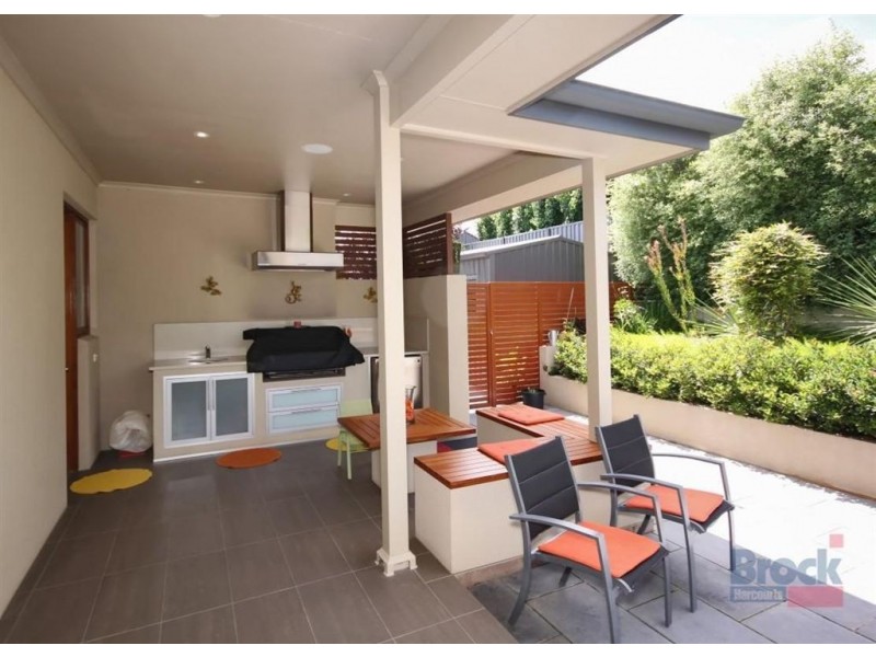 8 Evergreen Parade, Flagstaff Hill SA 5159