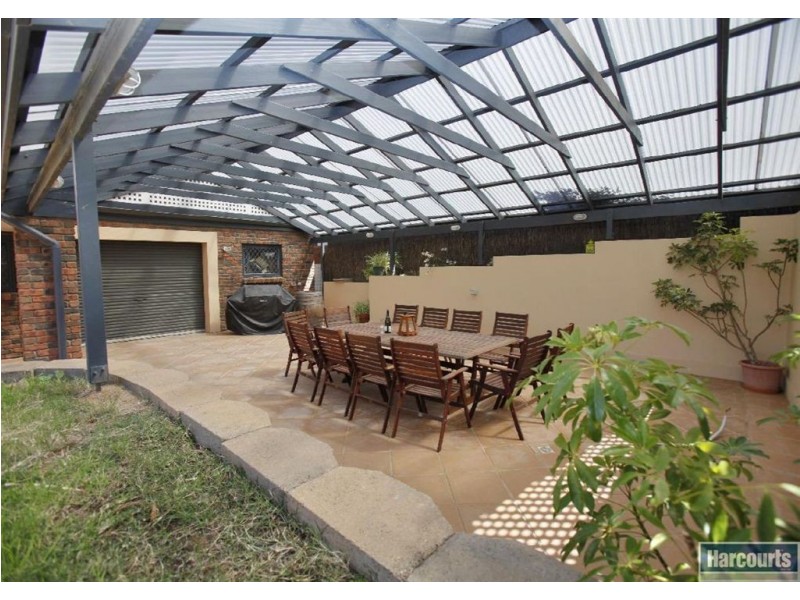 8 Heron Way, Hallett Cove SA 5158