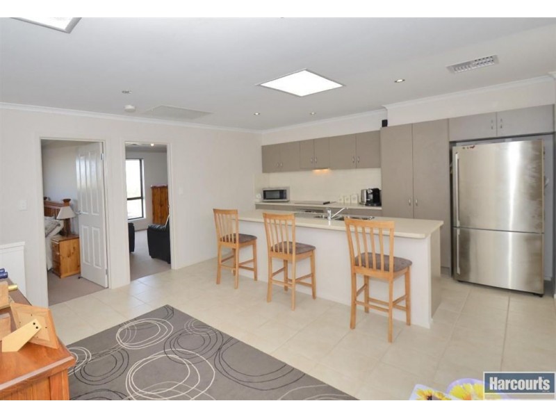 3 Thomas Way, Hallett Cove SA 5158