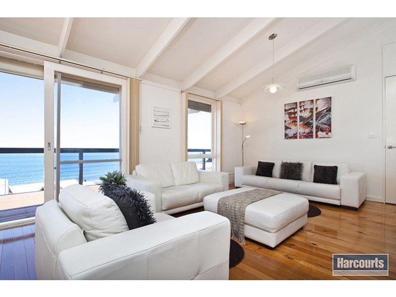 1 Arafura Court, Hallett Cove SA 5158