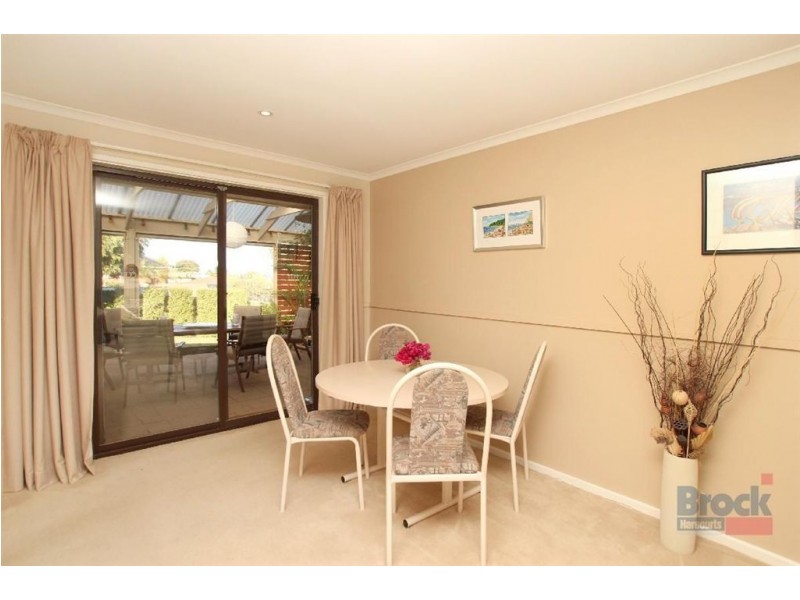 26 Coringle Crescent, Hallett Cove SA 5158