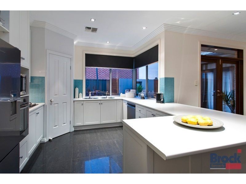 10 Bristlecone Street, Flagstaff Hill SA 5159