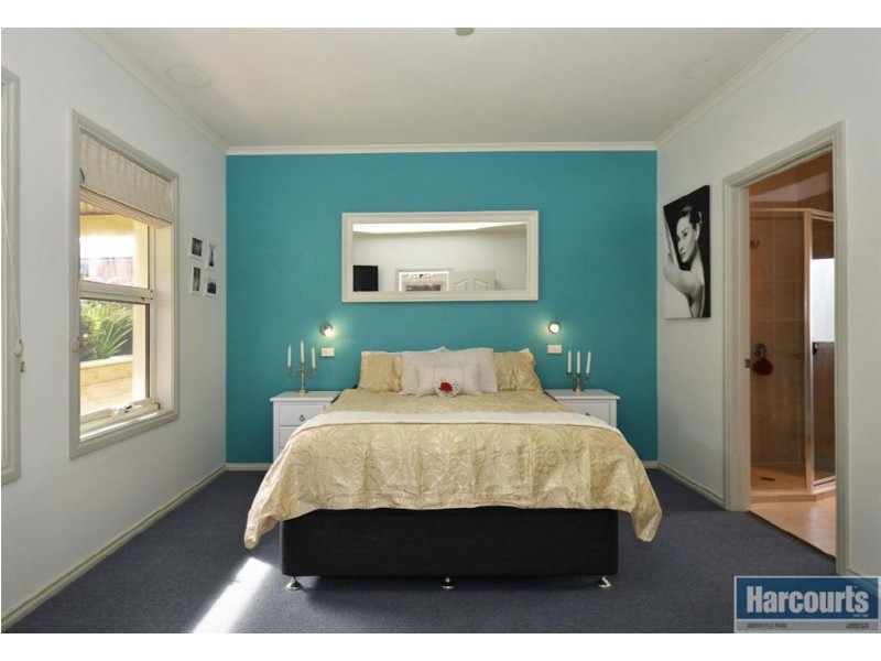 32 Mariner Drive, Sheidow Park SA 5158