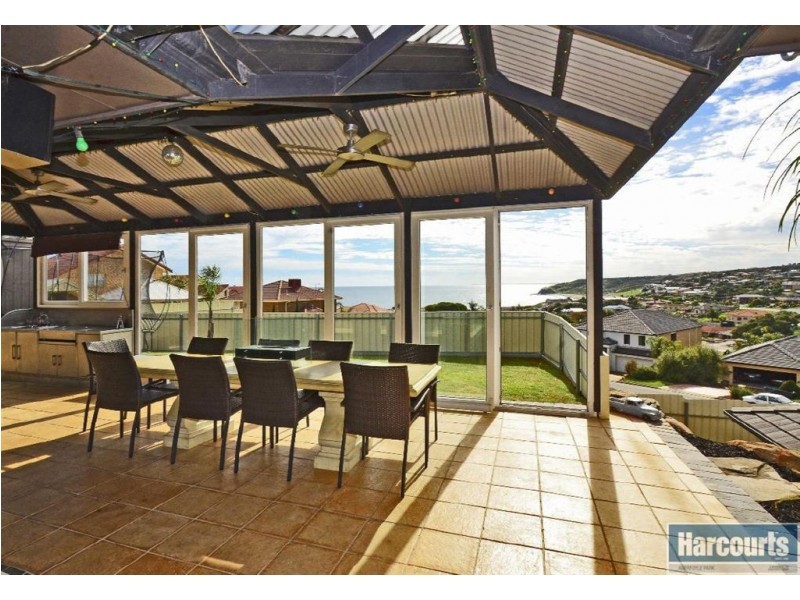 12 Ibis Crescent, Hallett Cove SA 5158