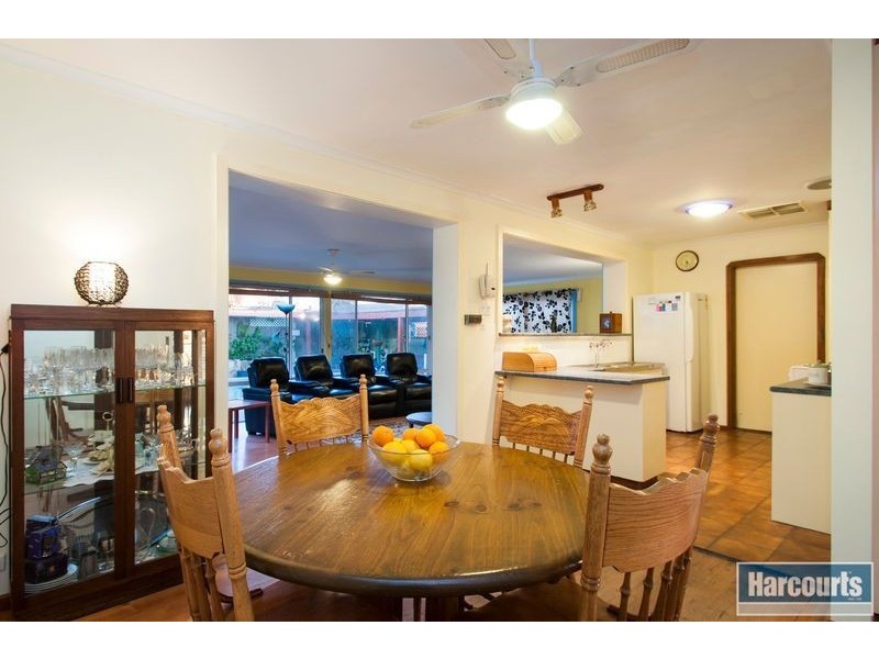 8 Aurora Street, Hallett Cove SA 5158