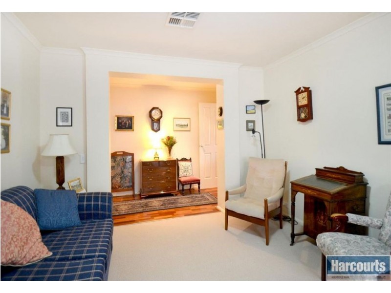 31 Maesbury Circuit, Sturt SA 5047