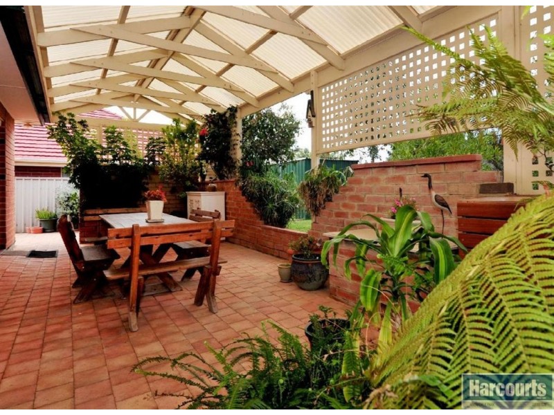 7 Carlisle Court, Hallett Cove SA 5158