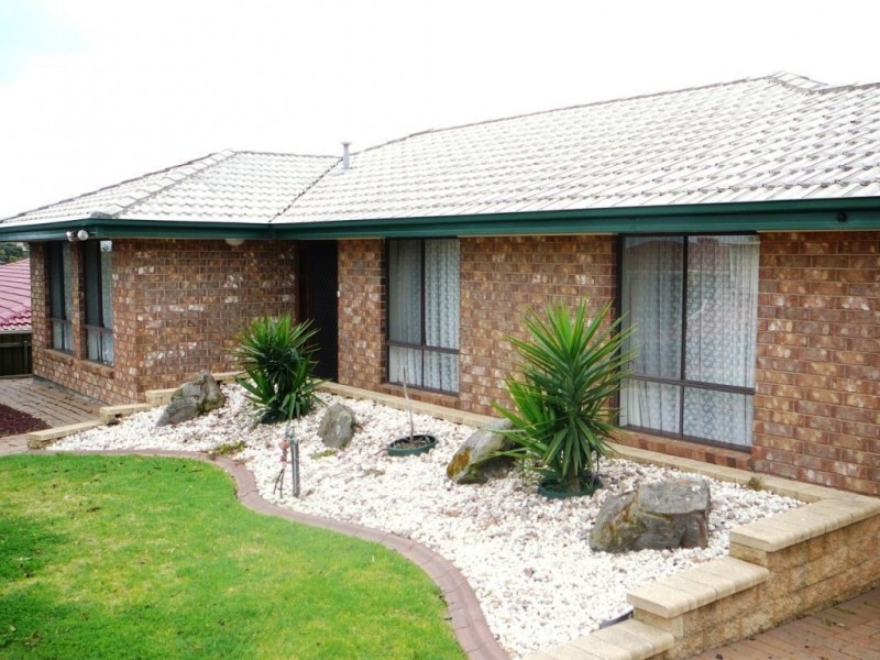 90 Barramundi Drive, Hallett Cove SA 5158