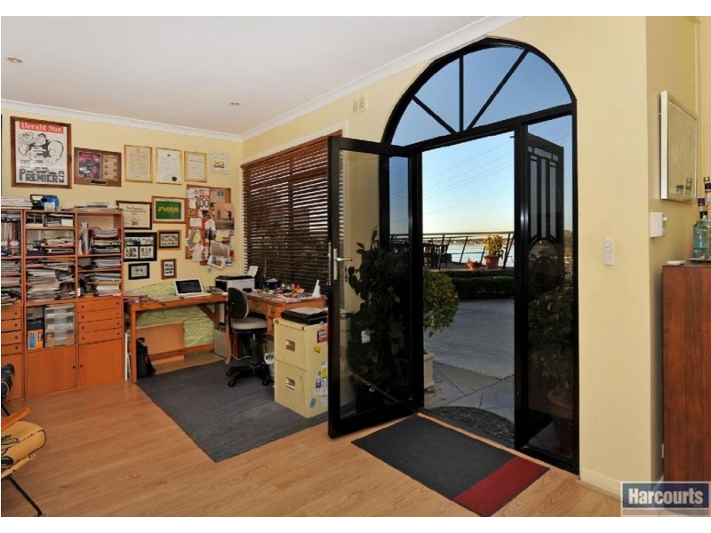 14 Carlton Terrace, Marino SA 5049