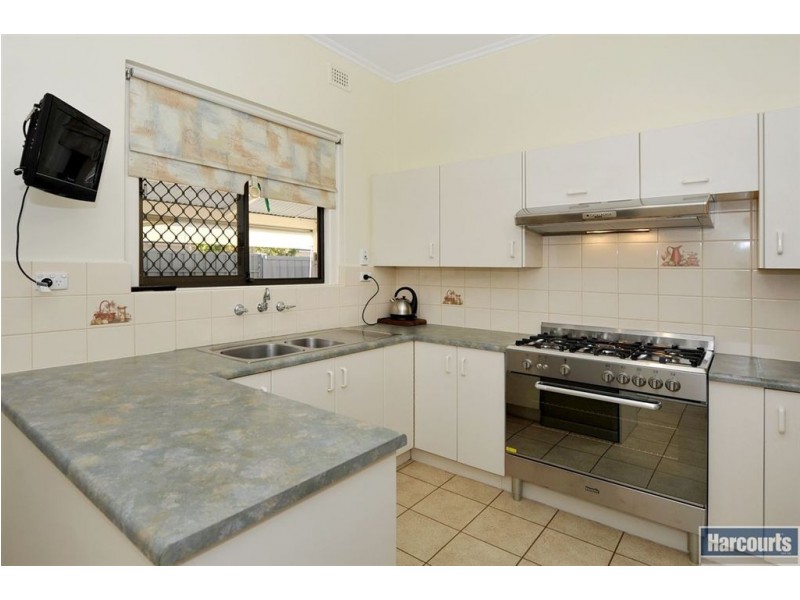 7 Oraston Avenue, Brighton SA 5048
