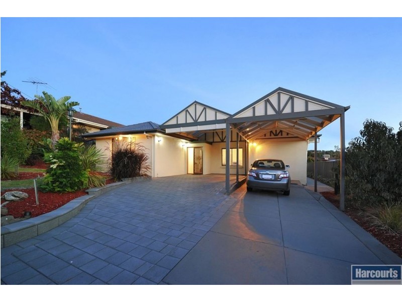 15 Kanangra Road, Seaview Downs SA 5049