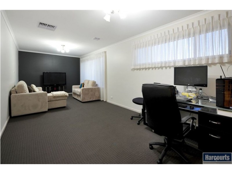 15 Kanangra Road, Seaview Downs SA 5049