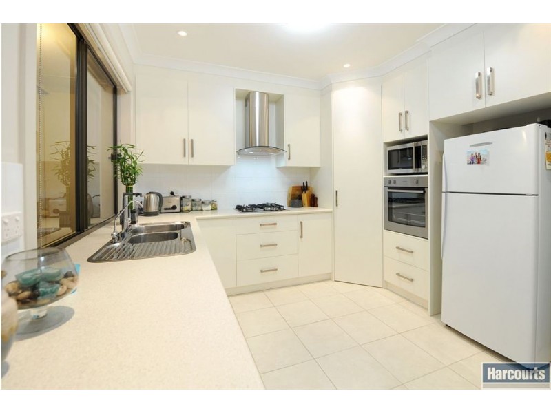 15 Kanangra Road, Seaview Downs SA 5049