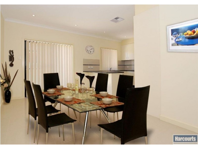 2/2 Walter Avenue, Mitchell Park SA 5043