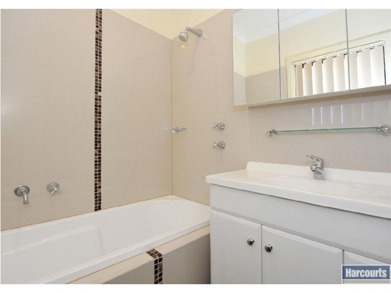 2/2 Walter Avenue, Mitchell Park SA 5043