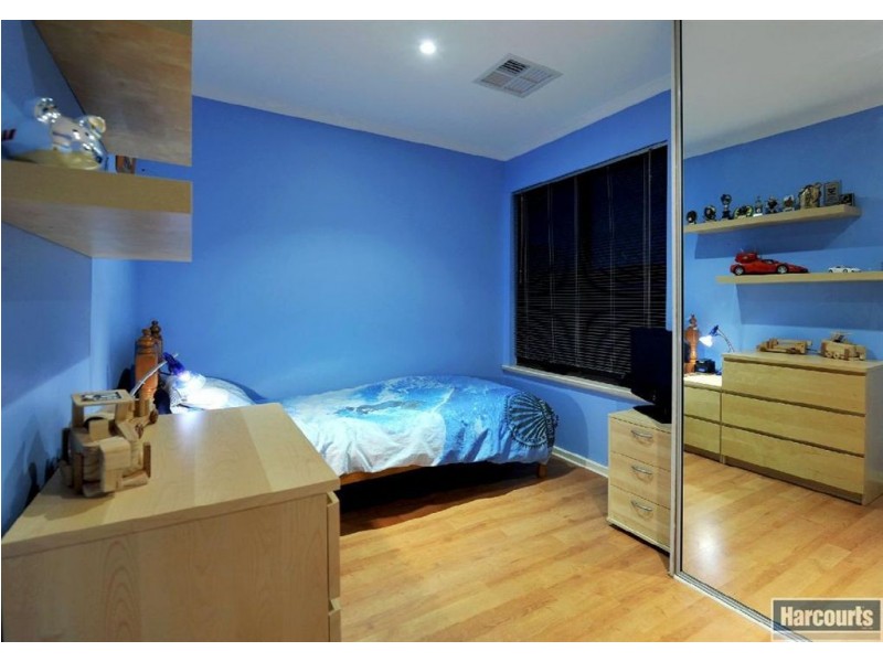 3 Coringle Crescent, Hallett Cove SA 5158