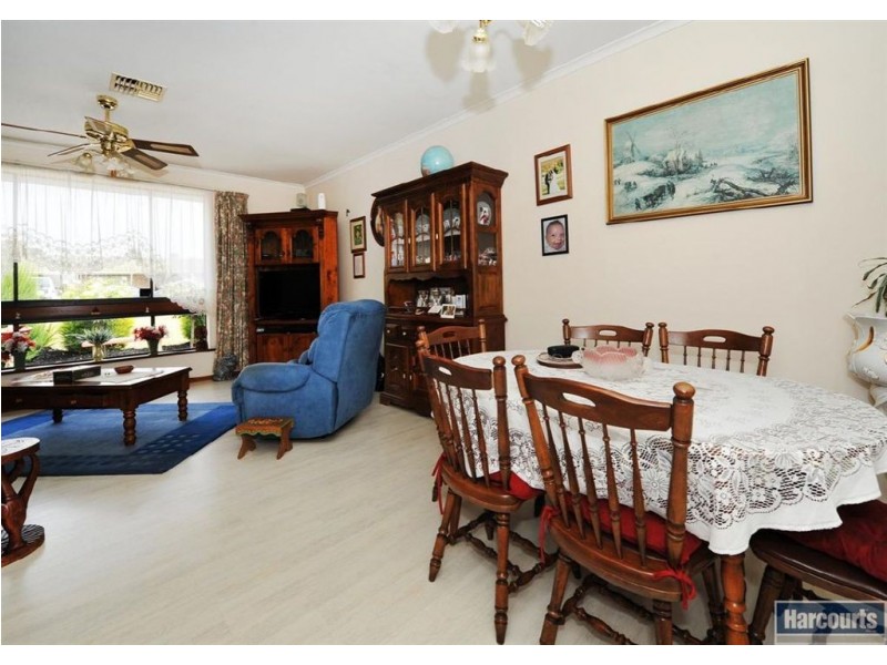 26 Rogana Crescent, Hallett Cove SA 5158