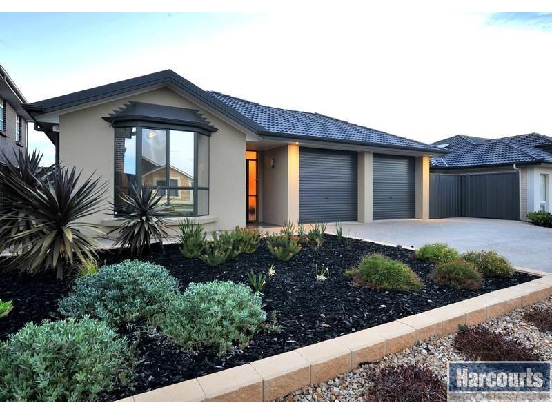 33 Torrey Road, Flagstaff Hill SA 5159