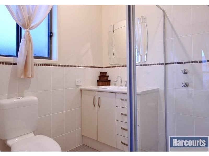 33 Torrey Road, Flagstaff Hill SA 5159