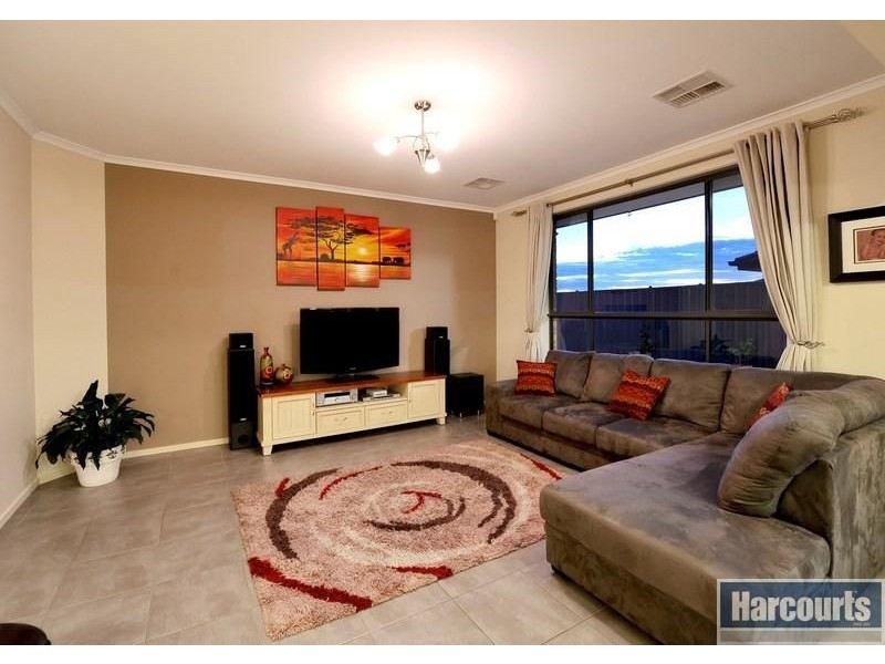 33 Torrey Road, Flagstaff Hill SA 5159