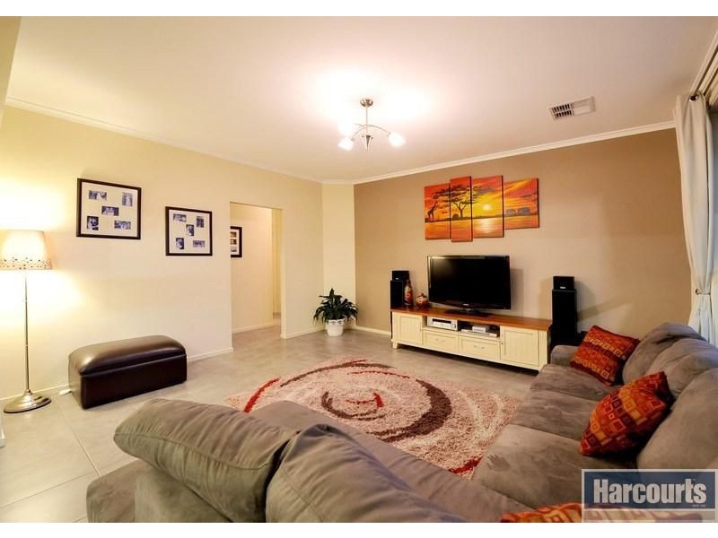 33 Torrey Road, Flagstaff Hill SA 5159