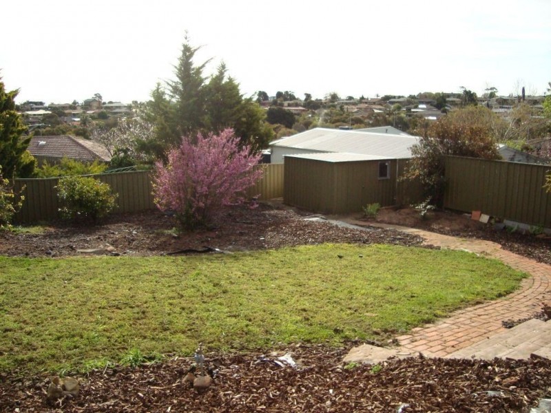 5 Aroona Road, Hallett Cove SA 5158