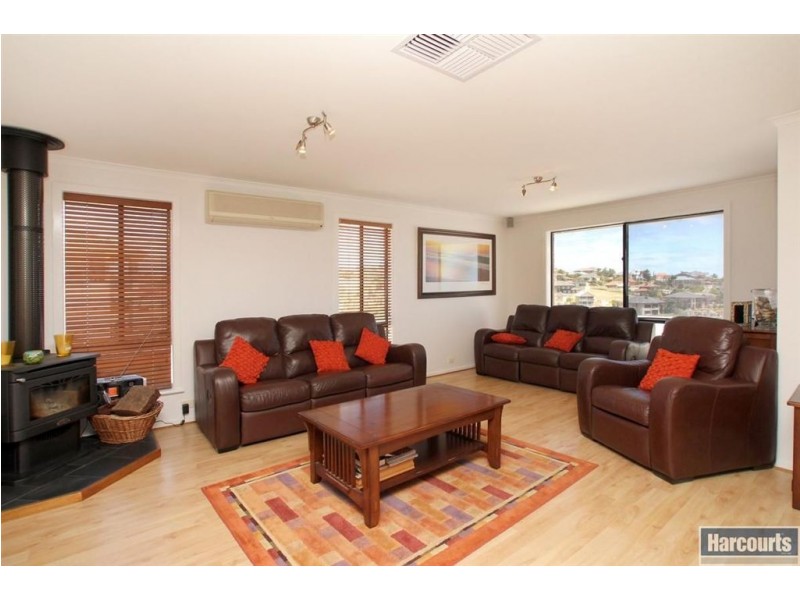 23 Sandpiper Terrace, Hallett Cove SA 5158