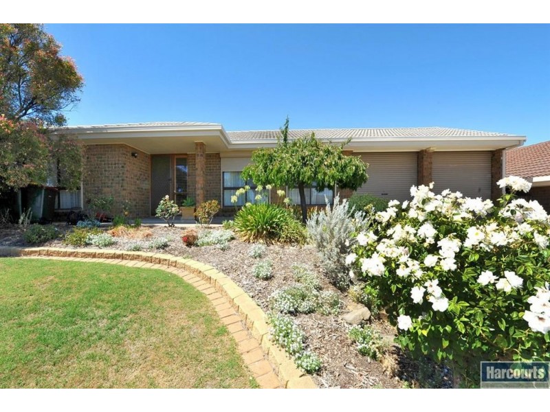 27 Moor Crescent, Hallett Cove SA 5158