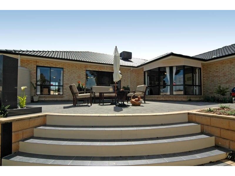 1 Warakila Road, Sheidow Park SA 5158