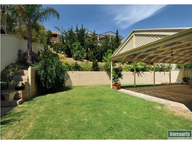 18 Gannet Court, Hallett Cove SA 5158