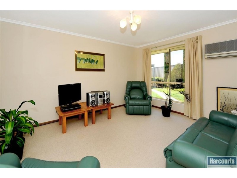 8/2 Aroona Road, Hallett Cove SA 5158